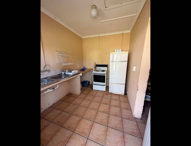 BEDROOM CLUB FOR SALE IN HIMEVILLE